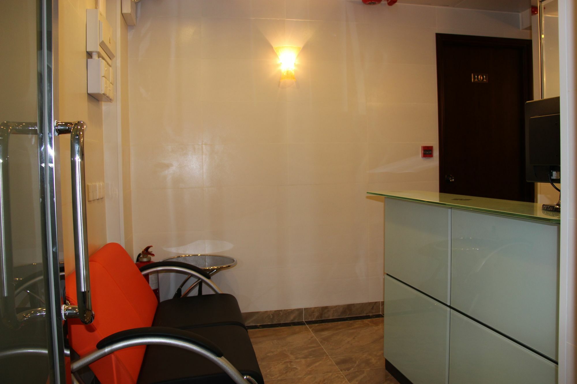 Smiley Inn Kowloon  Exterior photo
